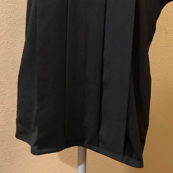 (No brand found) Black Short Sleeve Blouse Size 6 - Picture 2 of 4